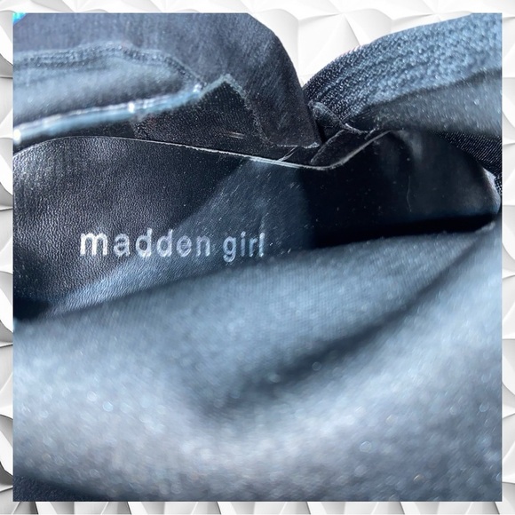 Madden Girl Women’s Black Size 7 1/2 RAPIDD Ankle Fabric Boots EUC - Picture 5 of 7